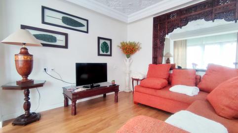 Foto 2 de Piso de alquiler en Carrer Pintor Lorenzo Casanova, Ensanche - Diputación, Alicante / Alacant