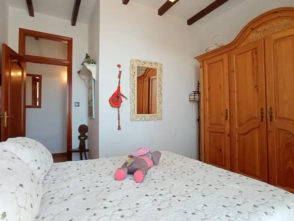 Dormitori de Casa o xalet en venda en Vélez-Málaga amb Aire condicionat, Terrassa i Piscina