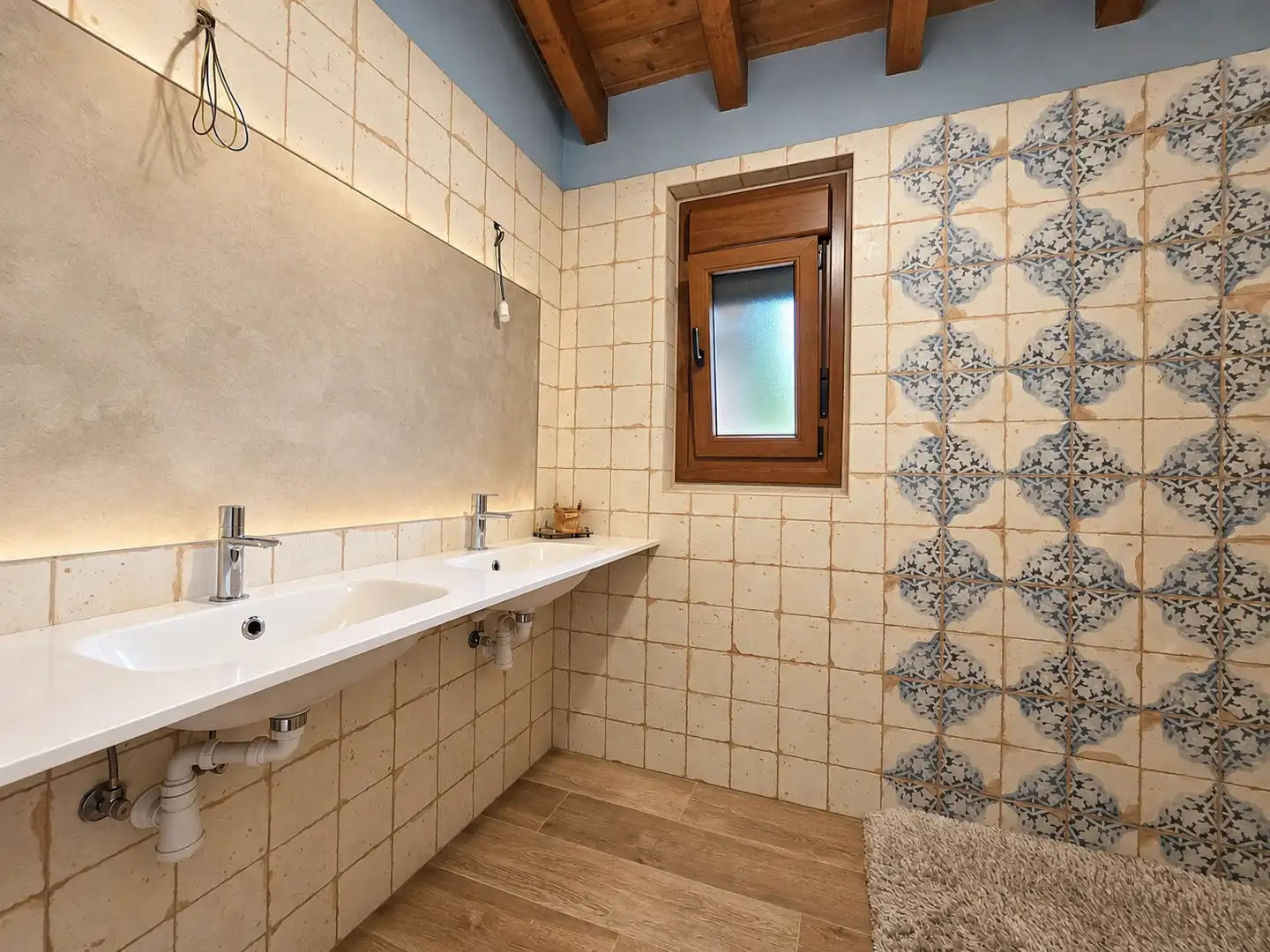 Bany de Casa o xalet en venda en Llanes amb Calefacció, Jardí privat i Traster