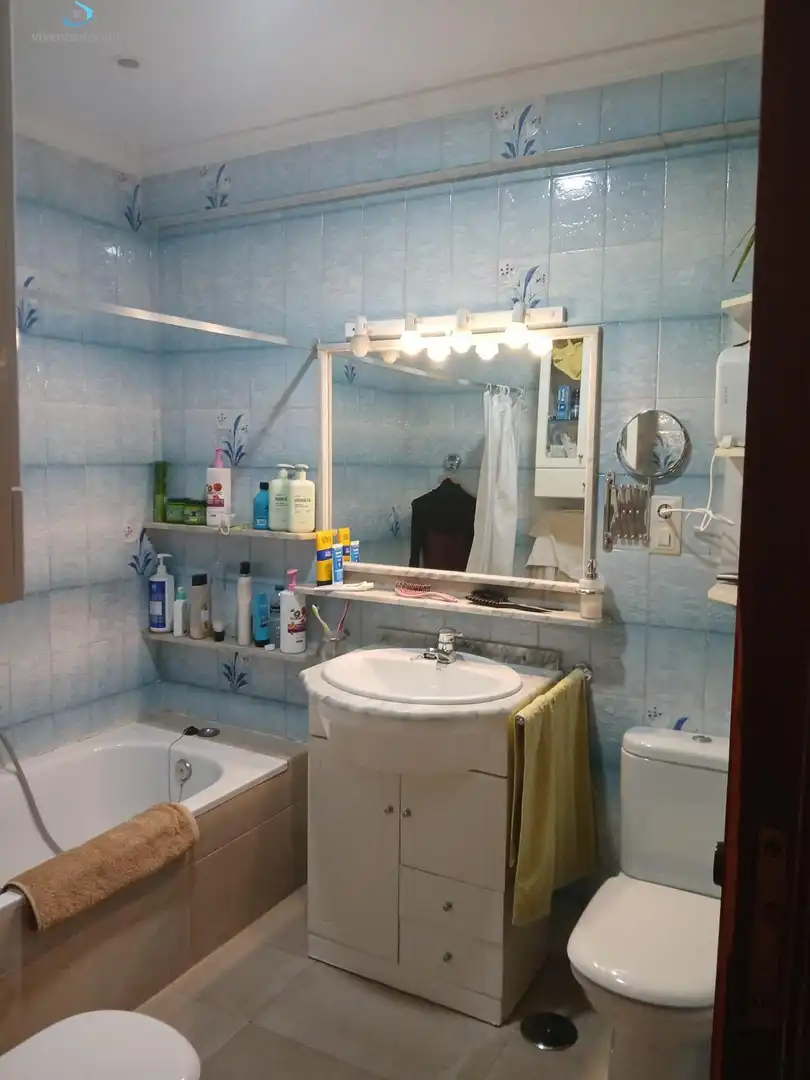 Bathroom of Flat for sale in Cádiz