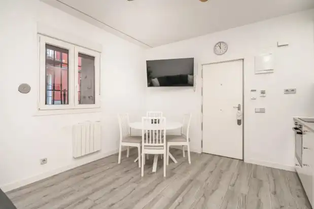 Comedor de Planta baja en venta en L'Hospitalet de Llobregat con Aire acondicionado y Horno