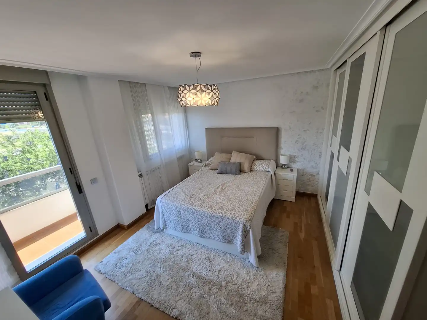 Bedroom of Flat for sale in  Logroño  with Air Conditioner, Heating and Parquet flooring