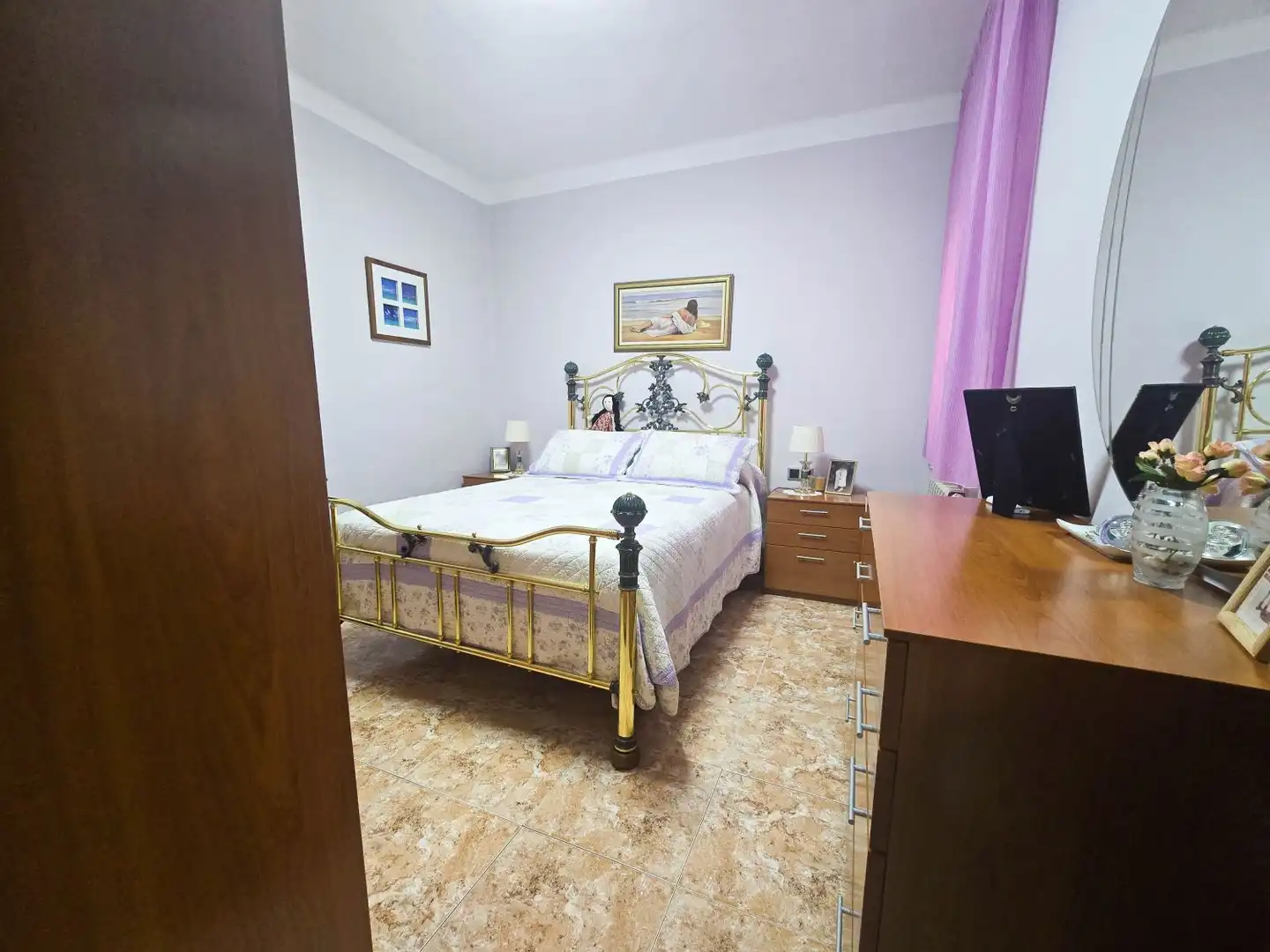 Habitación de Casa adosada en venta en Ripollet con Calefacción, Trastero y Horno