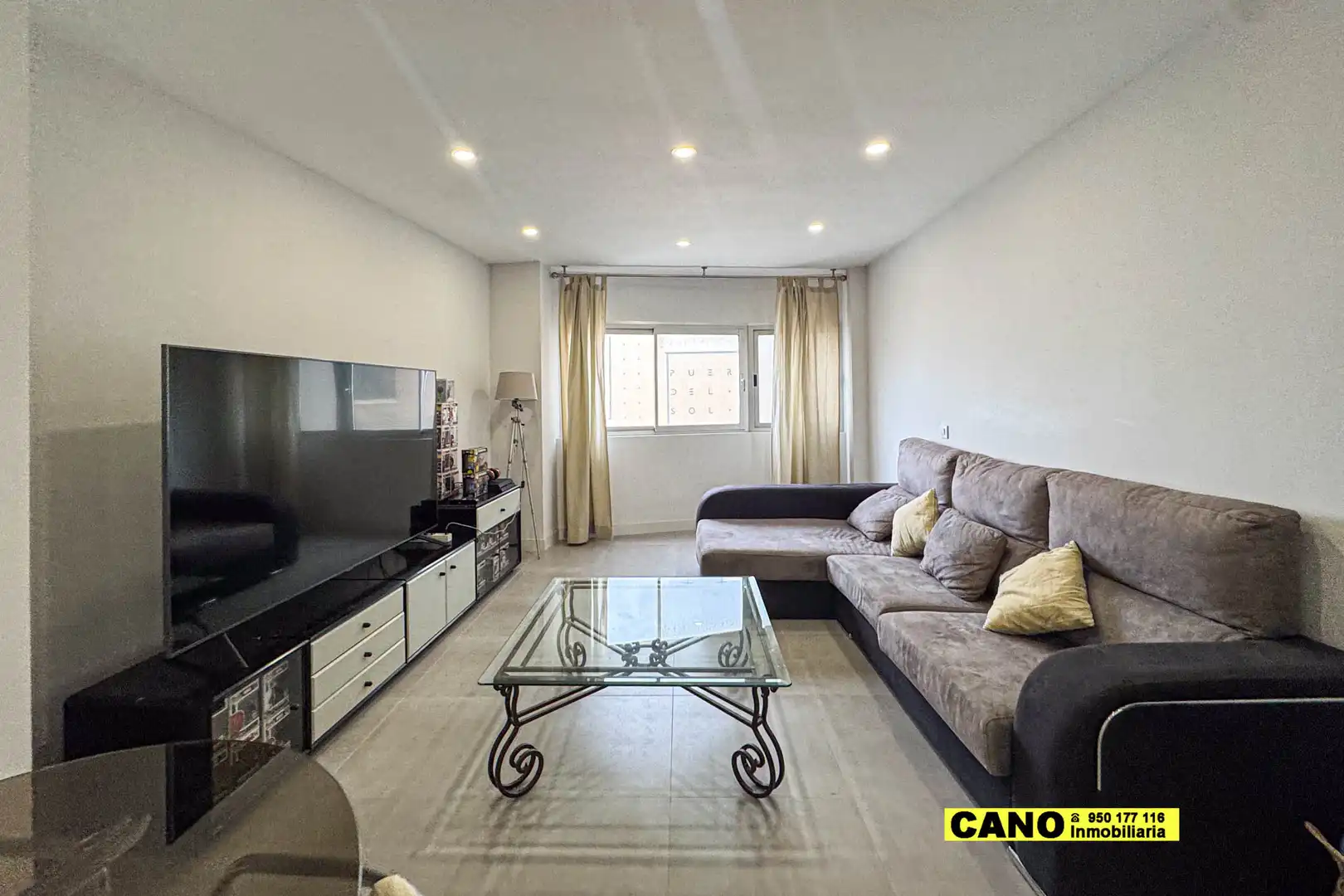 Piso en venta en Paseo de Almeria, Centro
