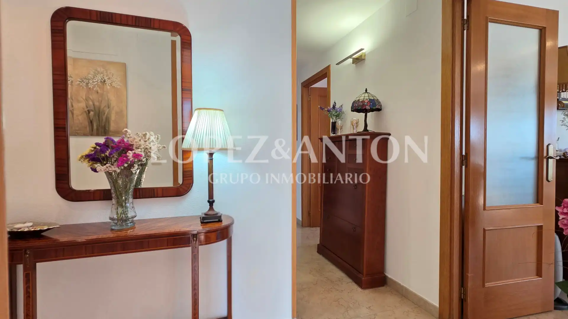 Flat for sale in L'Eliana  with Air Conditioner, Oven and Balcony
