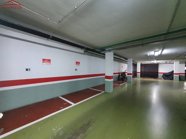 Garaje en Alquiler en Ensanche - Fuenfresca