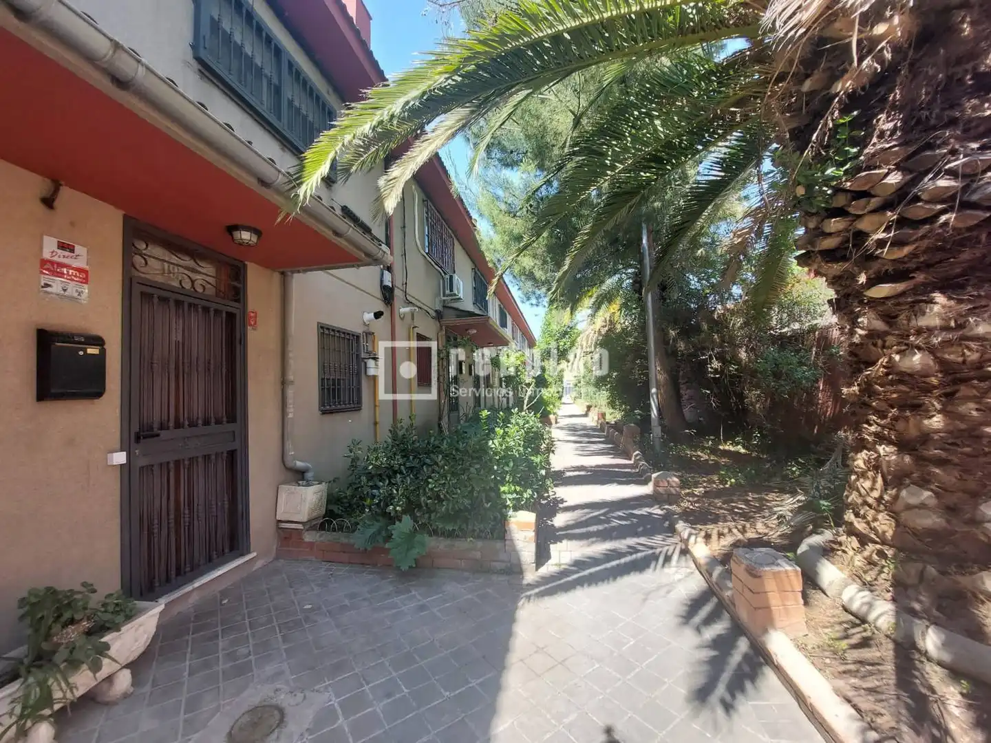 Vista exterior de Casa o chalet en venta en Madrid