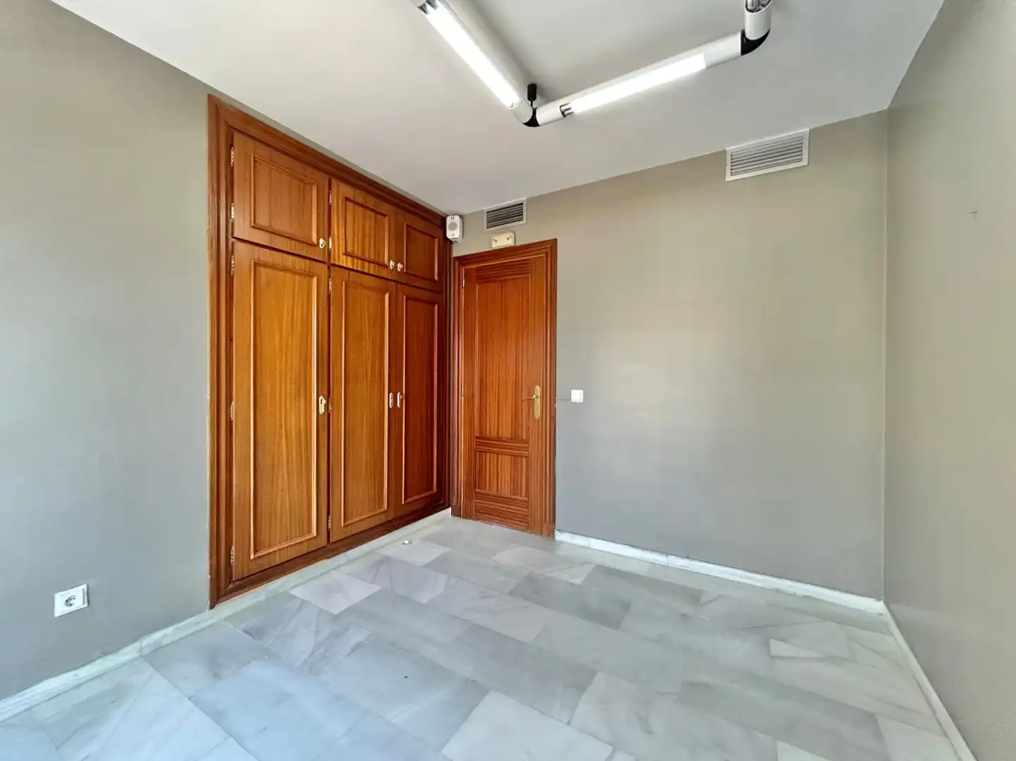 Dormitori de Apartament en venda en Málaga amb Aire condicionat, Calefacció i Terrassa