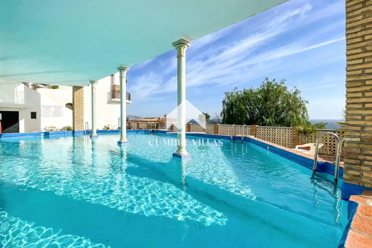 Piscina de Casa o xalet en venda en Salobreña amb Terrassa, Internet i Piscina comunitària
