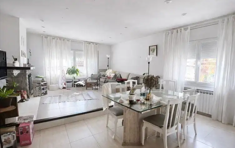 Casa en venda a Carrer De Urgell, imagen 4