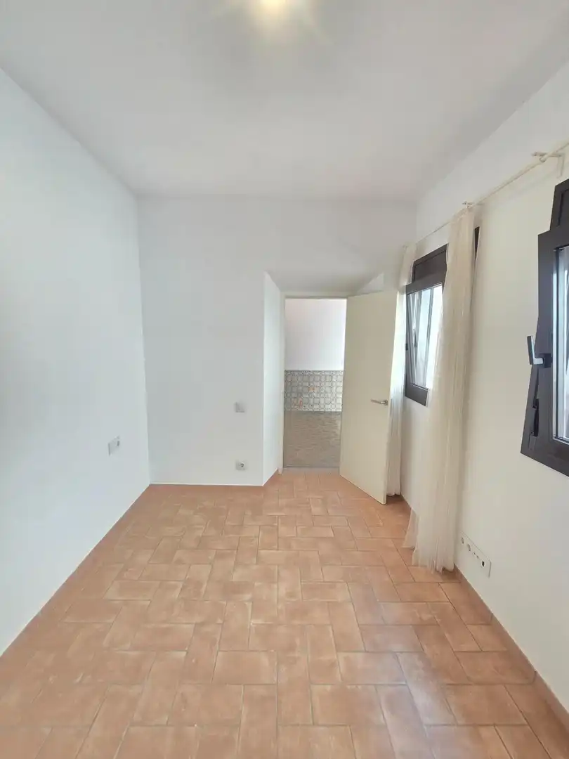 Habitación de Planta baja de alquiler en El Masnou con Aire acondicionado, Calefacción y Jardín privado