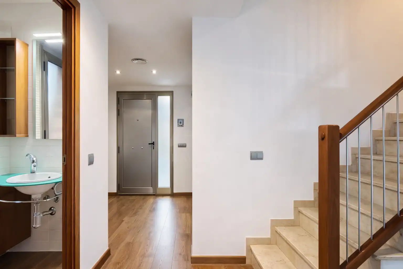 Einfamilien-Reihenhaus zum Verkauf in Salou mit Klimaanlage, Heizung und Terrasse