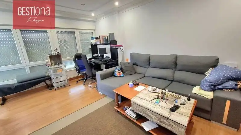 Sala de estar de Apartamento en venta en Bárcena de Cicero con Calefacción, Terraza y Balcón
