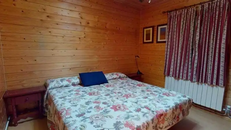 Dormitori de Casa o xalet en venda en La Muela amb Aire condicionat, Calefacció i Jardí privat
