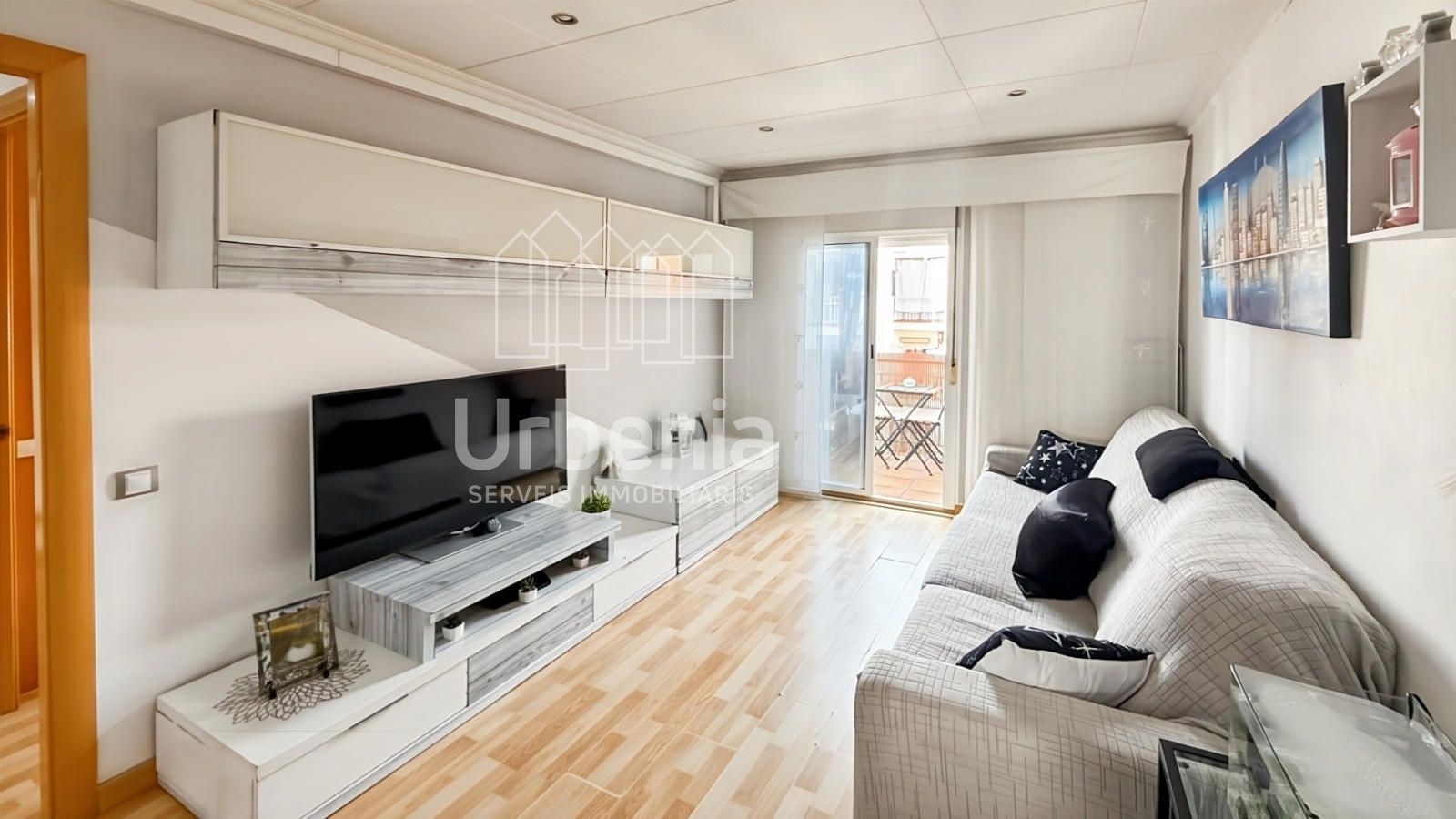 Living room of Attic for sale in Pineda de Mar  with Air Conditioner, Heating and Terrace