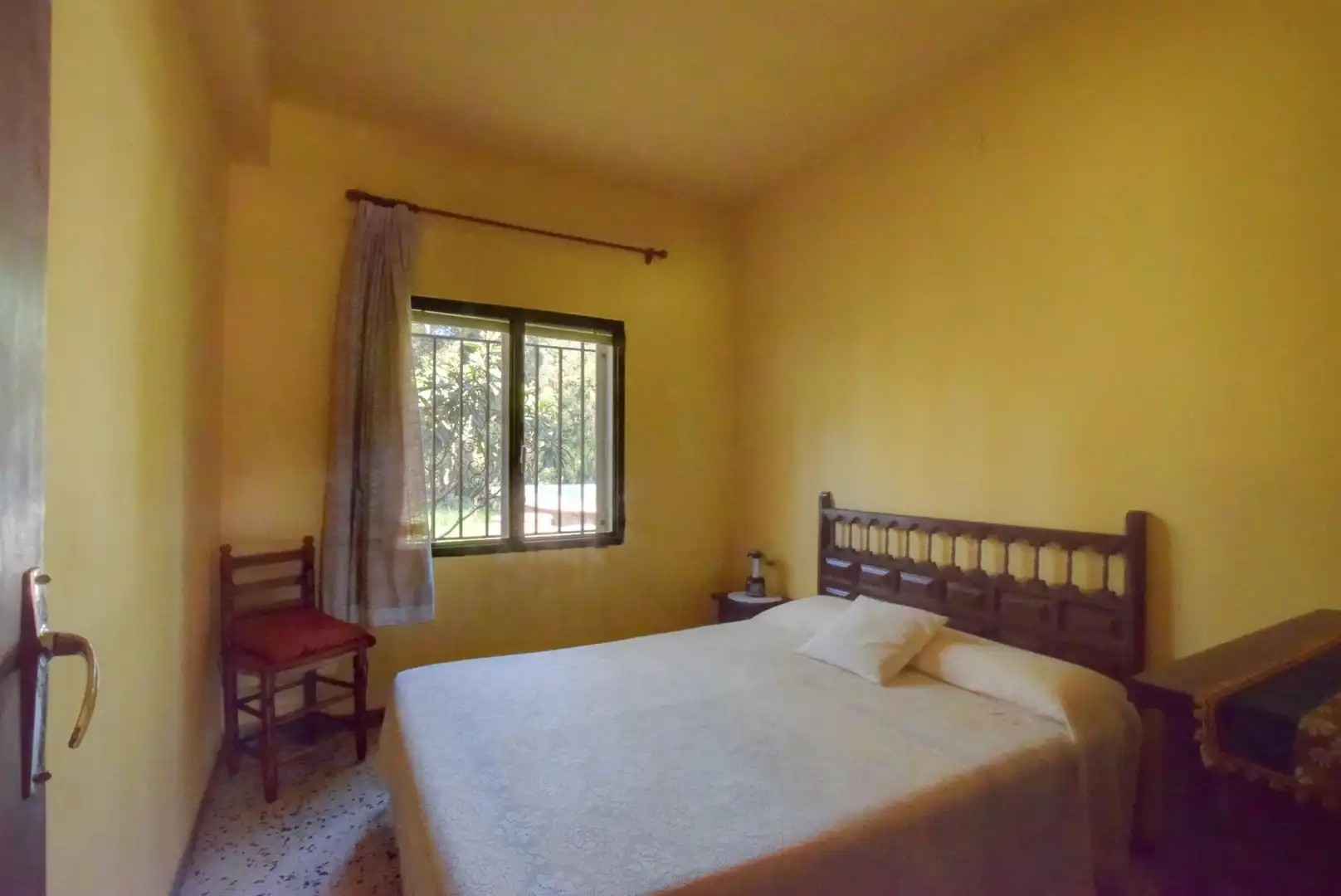 Dormitori de Casa o xalet en venda en Alfara de Carles amb Terrassa, Traster i Piscina