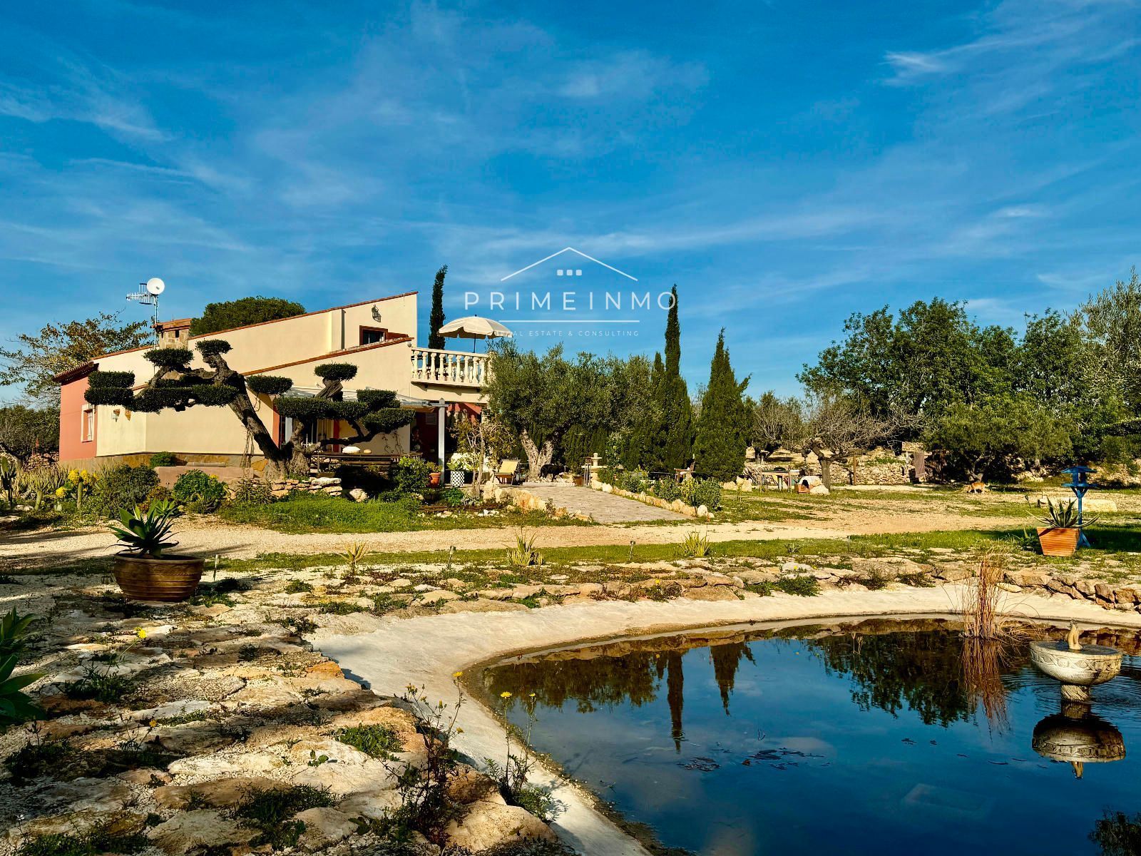 Garden of Country house for sale in L'Aldea  with Air Conditioner, Heating and Terrace