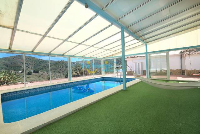 Casa-chalet en Venta en Sedella