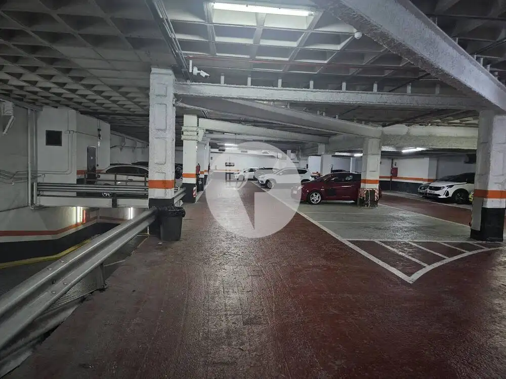 Parcheggio in vendita a Eixample, imagen 4