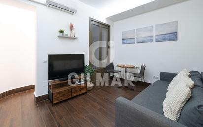 Sala d'estar de Pis en venda en  Madrid Capital amb Aire condicionat i Calefacció