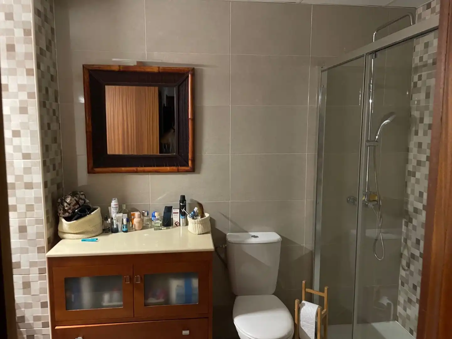 Bathroom of Flat for sale in  Sevilla Capital  with Air Conditioner