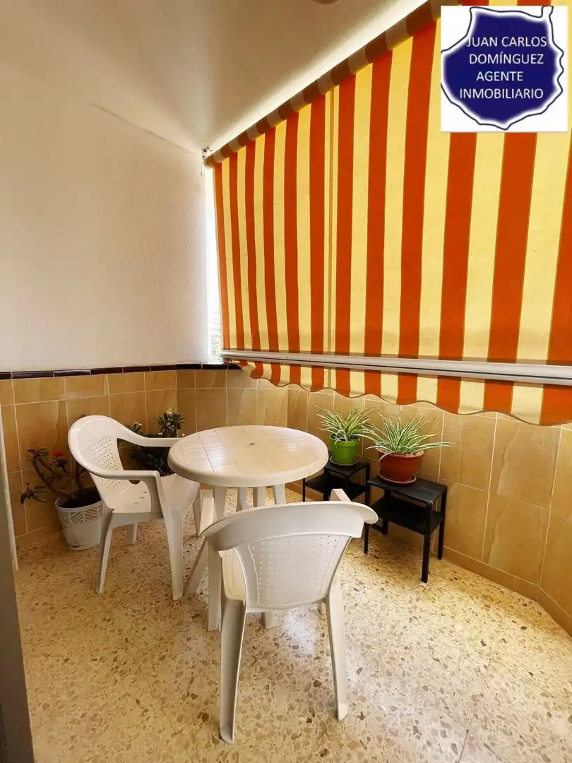 Terraza de Apartamento de alquiler en San Bartolomé de Tirajana con Terraza, Amueblado y Piscina comunitaria