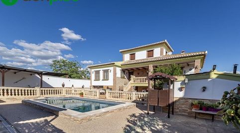 Chalet en Albolote.
