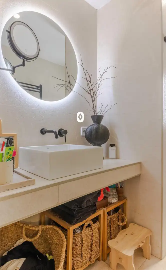Bathroom of Flat for sale in Inca  with Air Conditioner, Parquet flooring and Terrace