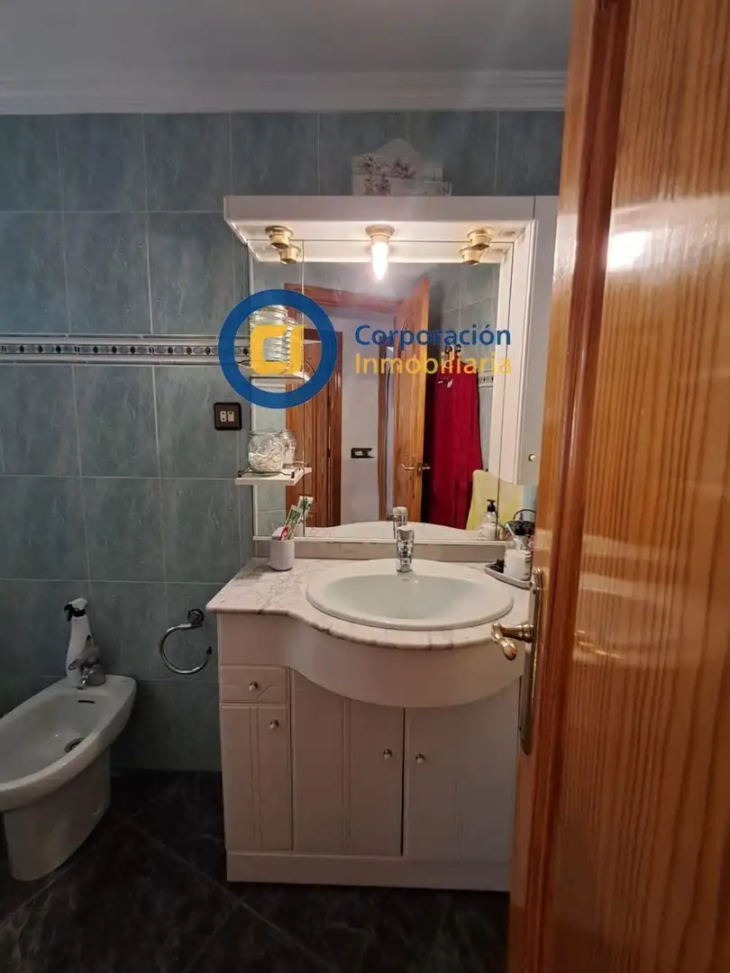 Baño de Casa adosada en venta en Lorca con Terraza, Trastero y Amueblado