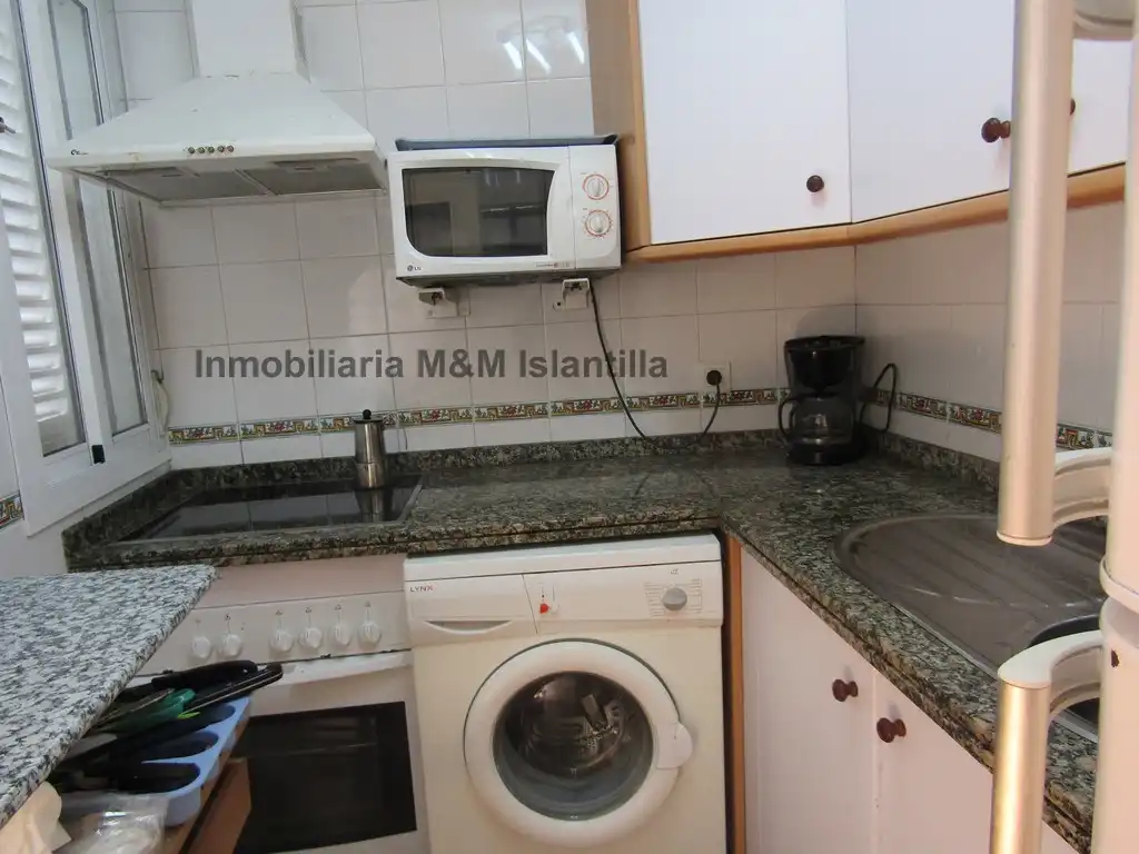 Cocina de Casa adosada en venta en Islantilla con Terraza, Trastero y Amueblado