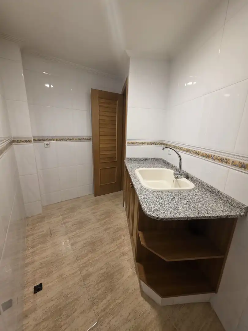 Baño de Piso en venta en Sueca con Aire acondicionado