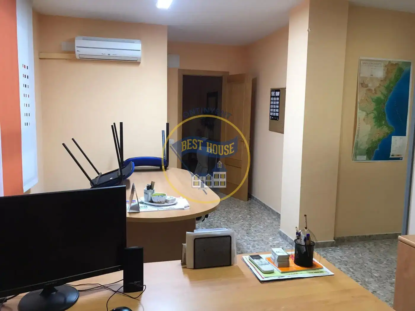 Oficina en venda en Ontinyent amb Terrassa