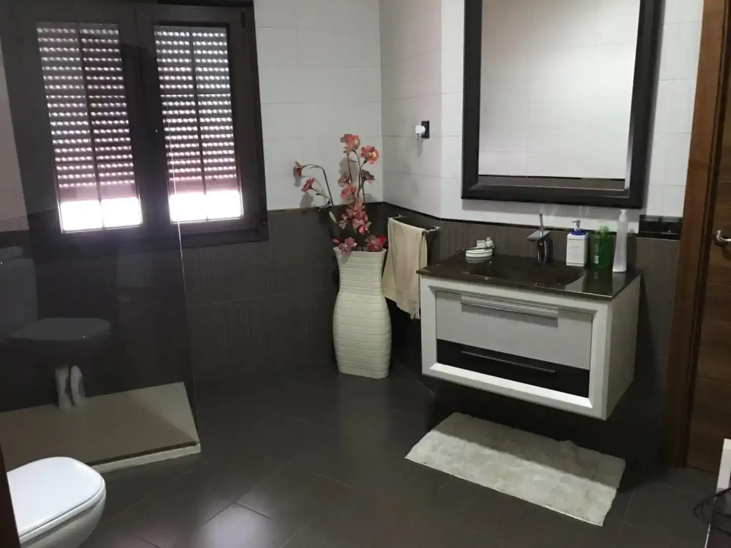 Baño de Piso en venta en Aceuchal con Aire acondicionado, Horno y Microondas