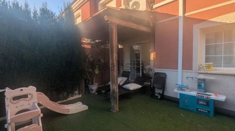 Foto 3 de Casa adosada de alquiler en Pla dels Aljubs, La Pobla de Vallbona