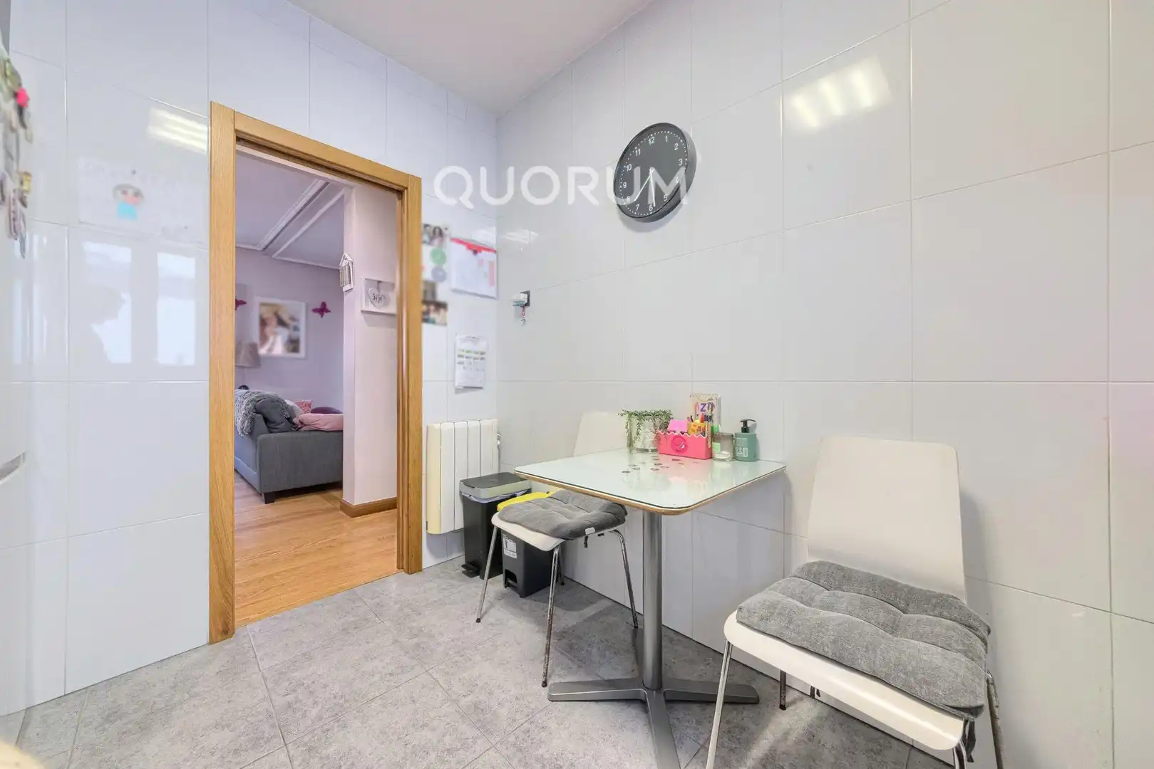 Habitación de Piso en venta en Basauri  con Calefacción y Balcón