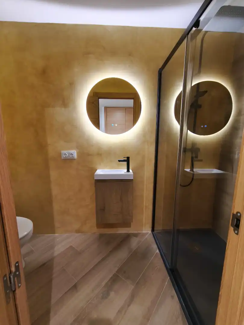 Baño de Piso en venta en Fraga con Aire acondicionado, Terraza y Amueblado