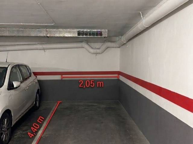 Garaje en Venta en Carrer de Grases, 5 en El Poble Sec - Parc de Montjuïc