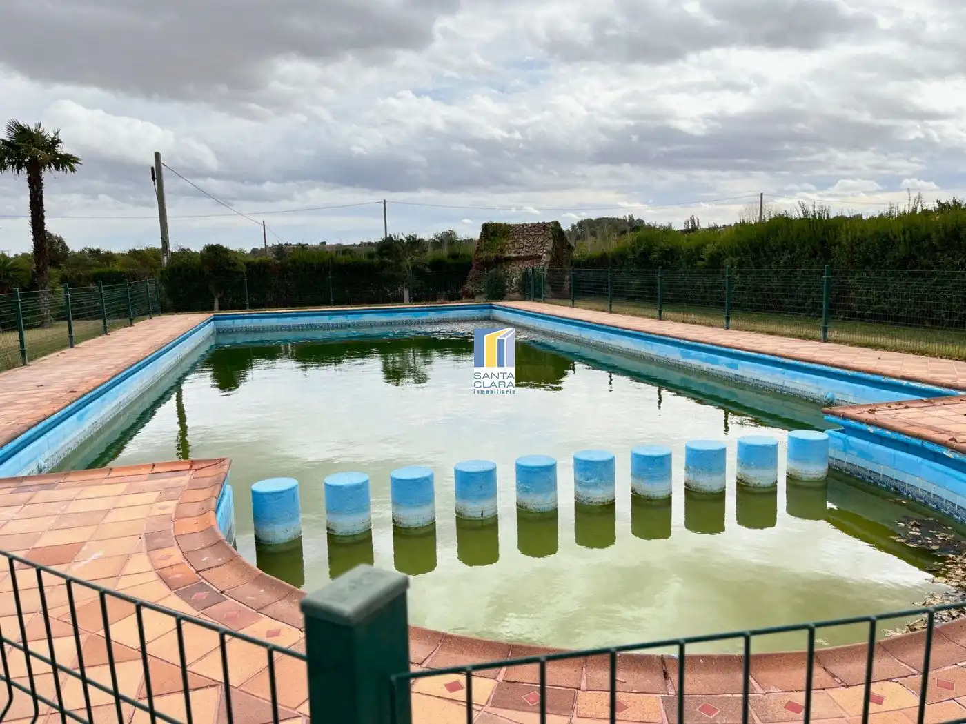 Piscina de Casa o xalet en venda en Zamora Capital  amb Aire condicionat, Calefacció i Jardí privat