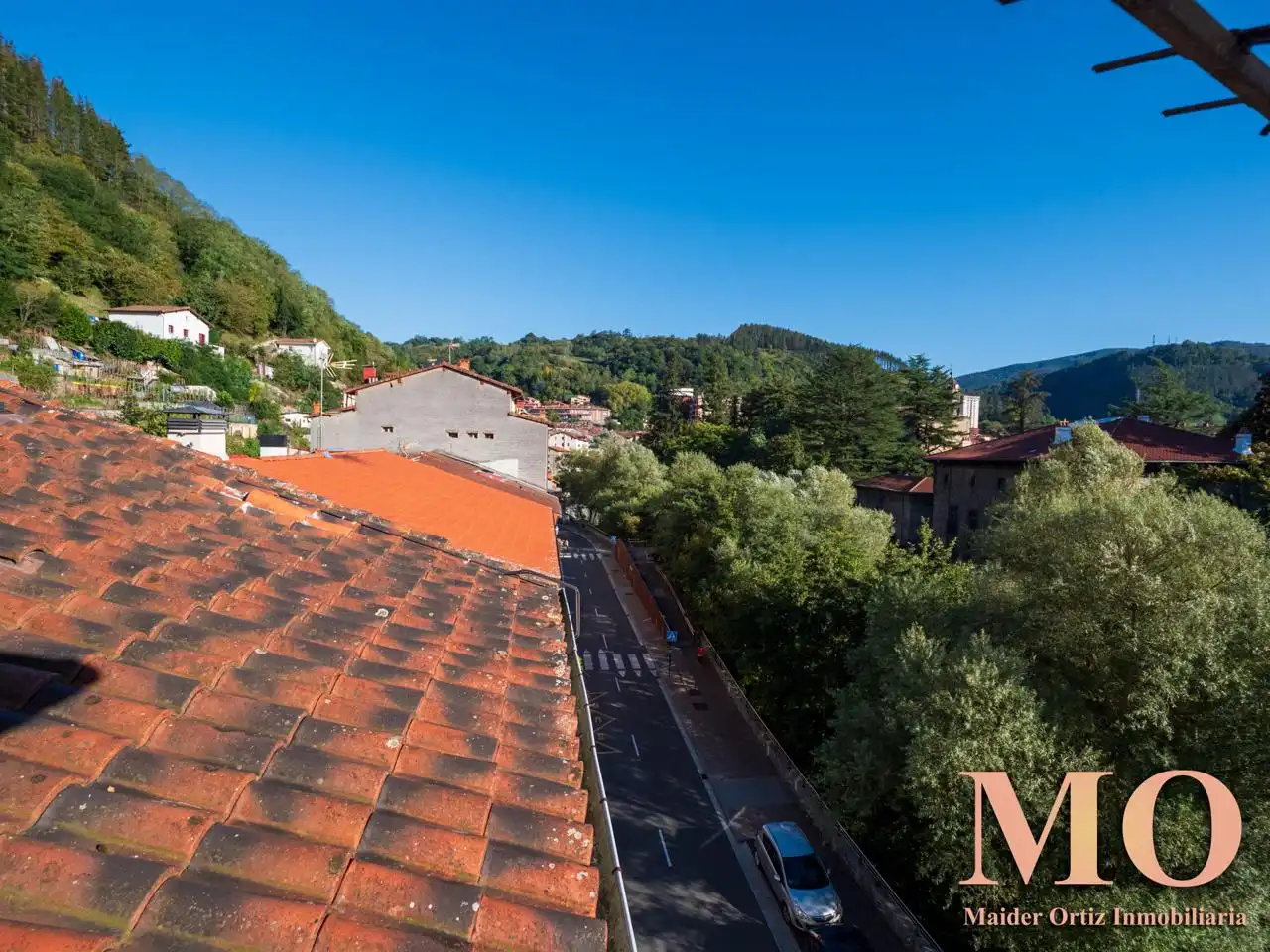 Vista exterior de Ático en venta en Bergara con Calefacción, Terraza y Trastero