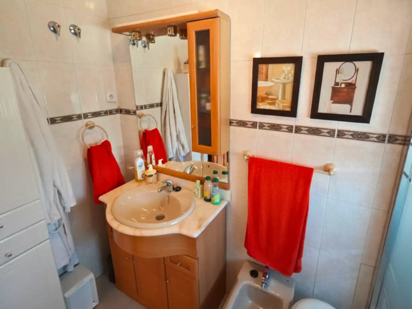 Bathroom of Detached homes for sale in Parla  with Air Conditioner, Heating and Private garden