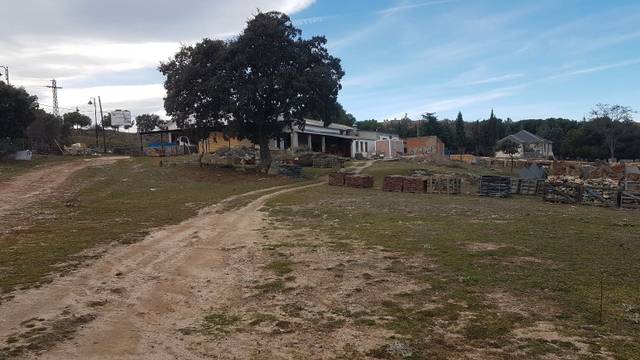 Terreno residencial en Venta en Carretera de Torrelodones, 41 en Casa Amarilla