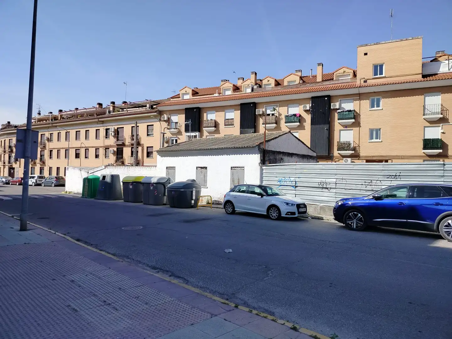 Exterior view of Houses for sale in Humanes de Madrid  with Heating, Private garden and Storage room