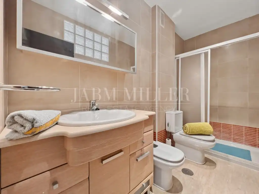 Baño de Piso en venta en Los Alcázares con Aire acondicionado, Calefacción y Amueblado