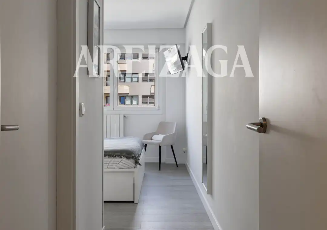 Habitación de Piso en venta en Donostia - San Sebastián  con Aire acondicionado, Calefacción y Terraza