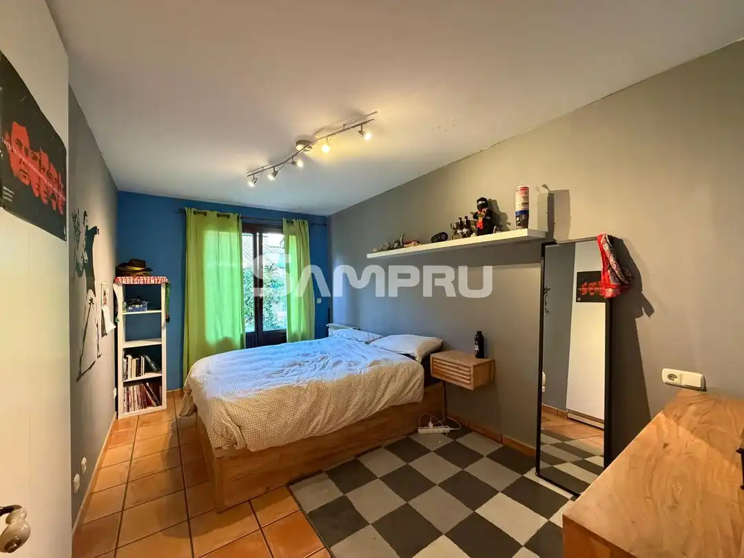 Habitación de Casa adosada en venta en Bergara con Calefacción, Jardín privado y Trastero