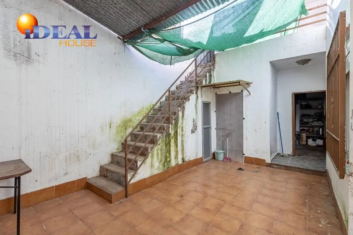 Houses for sale in Cijuela  with Terrace and Storage room