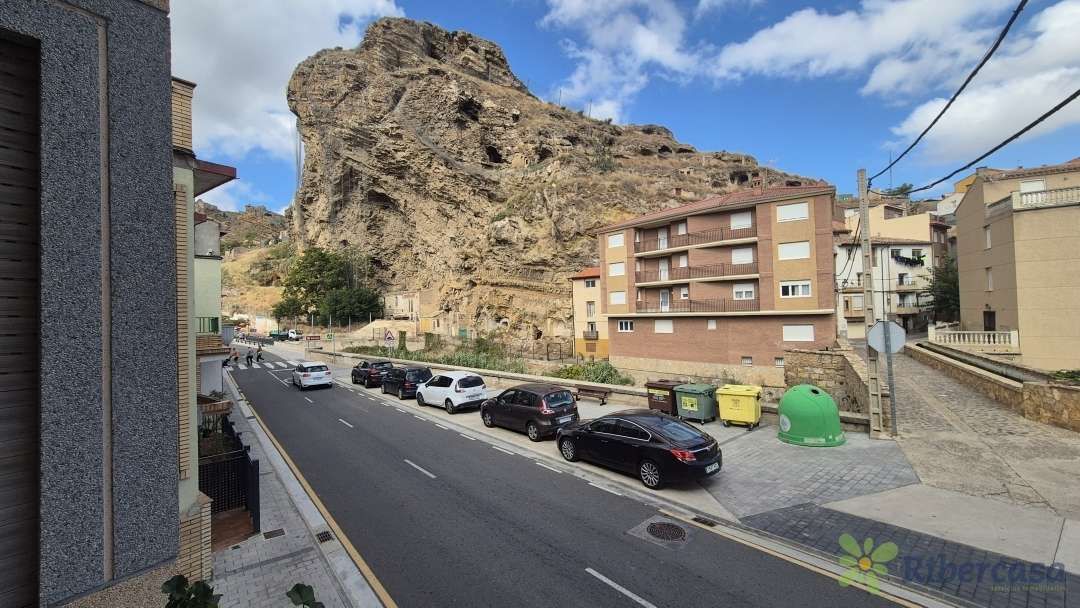 Vista exterior de Pis en venda en Cervera del Río Alhama amb Calefacció, Terrassa i Traster