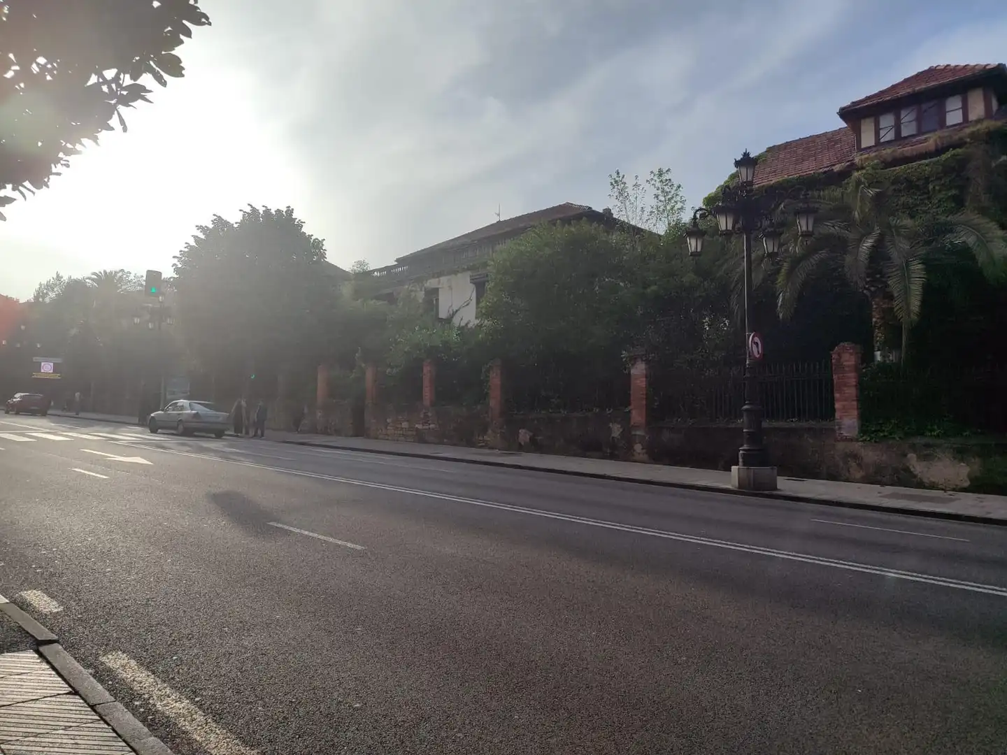 Vista exterior de Piso en venta en Oviedo  con Calefacción