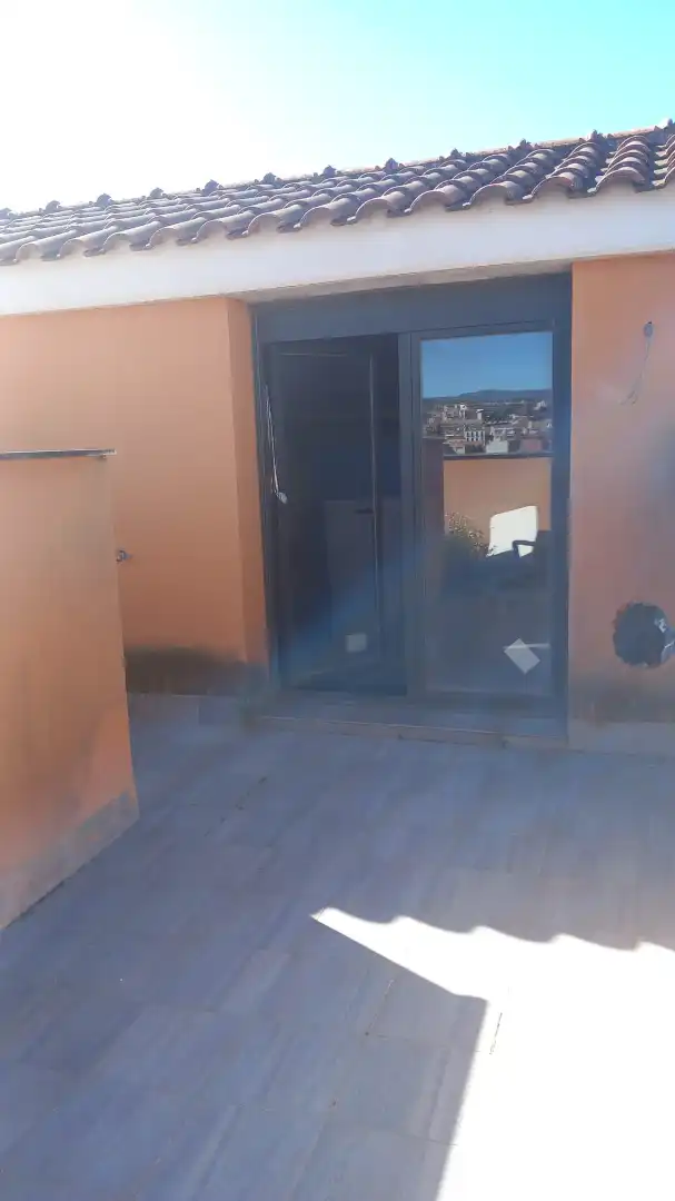 Terrassa de Edifici en venda en Santa Margarida de Montbui amb Alarma