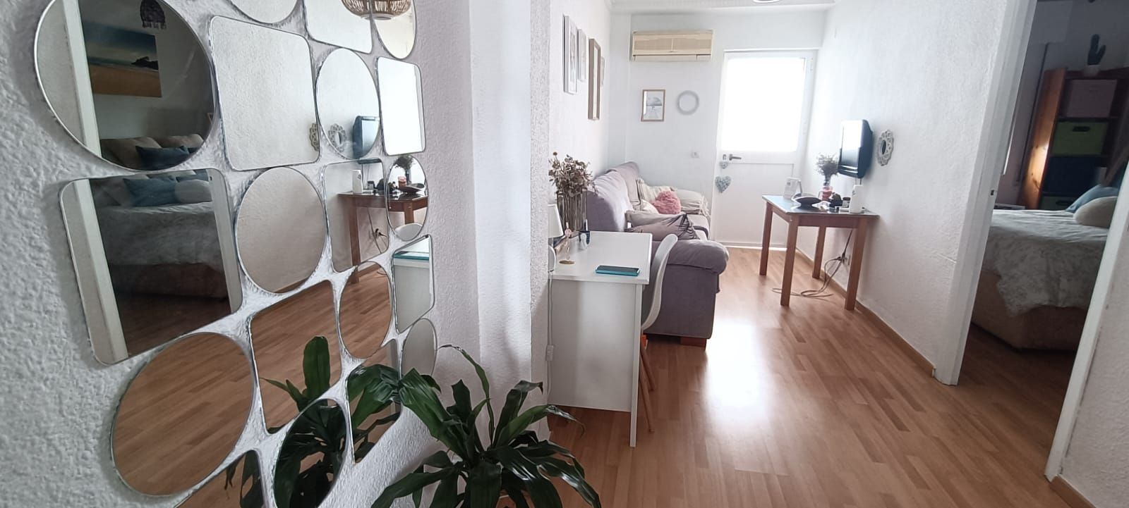 Sala d'estar de Apartament en venda en  Huelva Capital amb Aire condicionat i Moblat